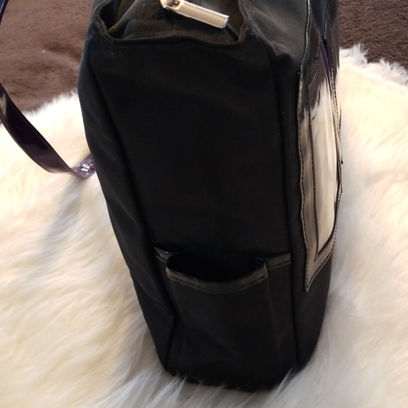 Cool tote bag with 3 picture holders NWOT - Picture 5 of 6